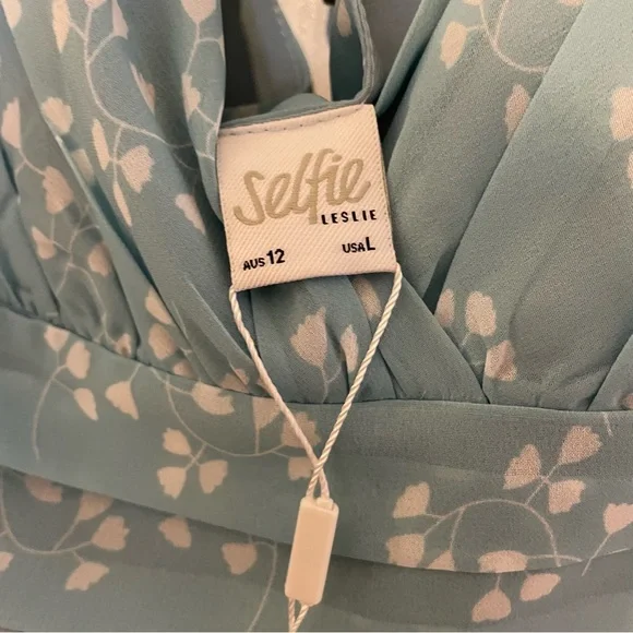 Selfie Leslie Teal Floral Dress - Picture 4 of 8